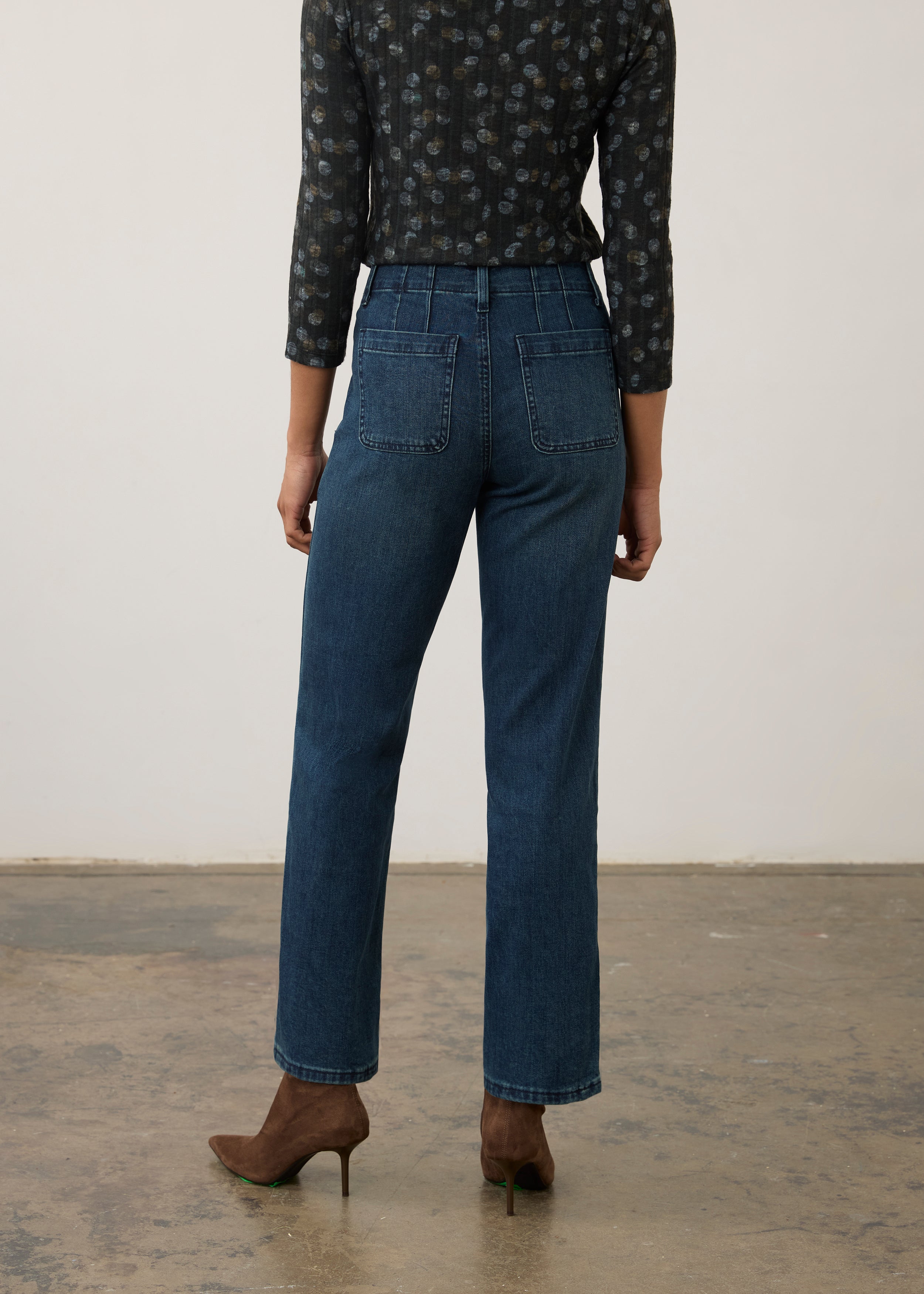 Back view of dark wash denim pants showcasing back patch pockets and straight leg silhouette by French Dressing Jeans (FDJ) par French Dressing Jeans (FDJ)