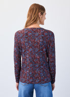 Long sleeve v-neck top