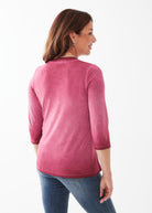 3-4 SLEEVE V NECK GARMENT DYE TOP