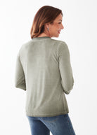 3-4 SLEEVE V NECK GARMENT DYE TOP