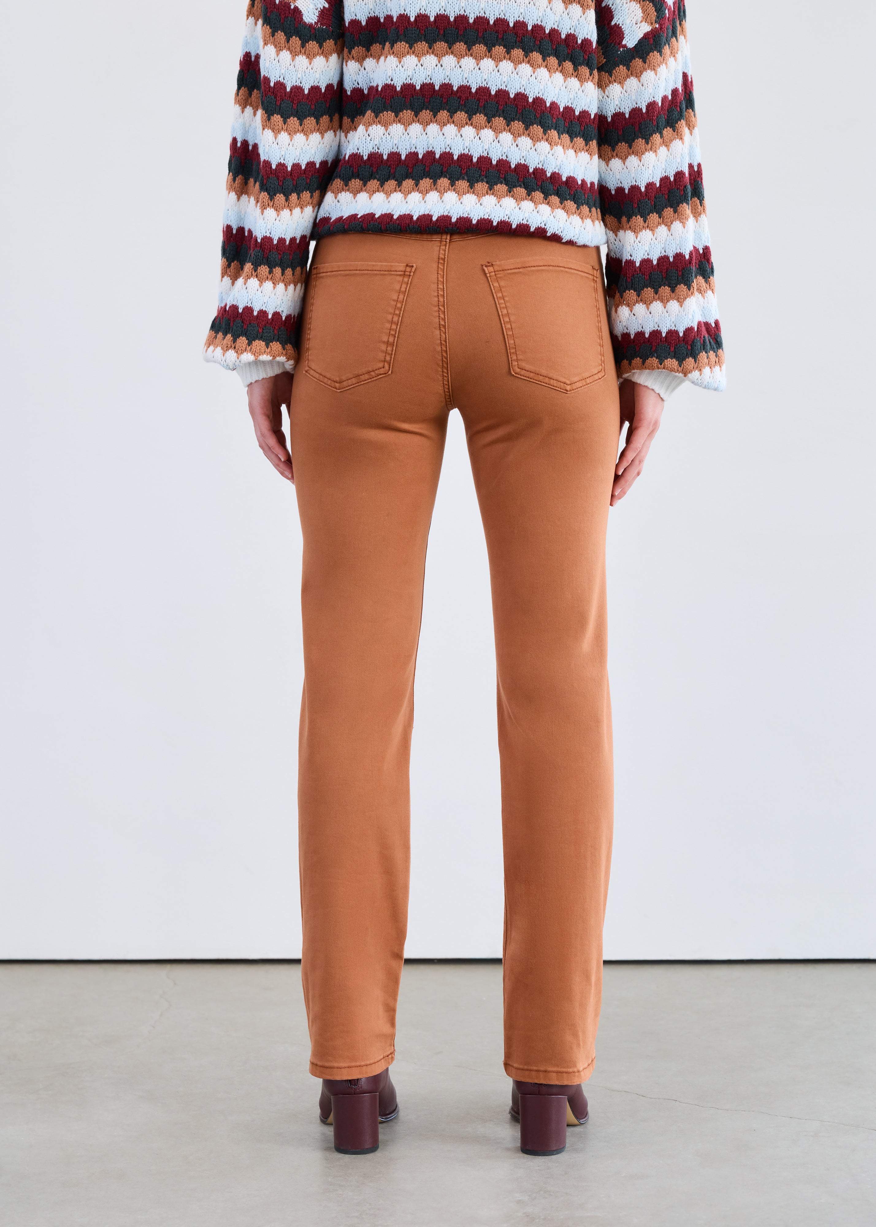 christina straight leg