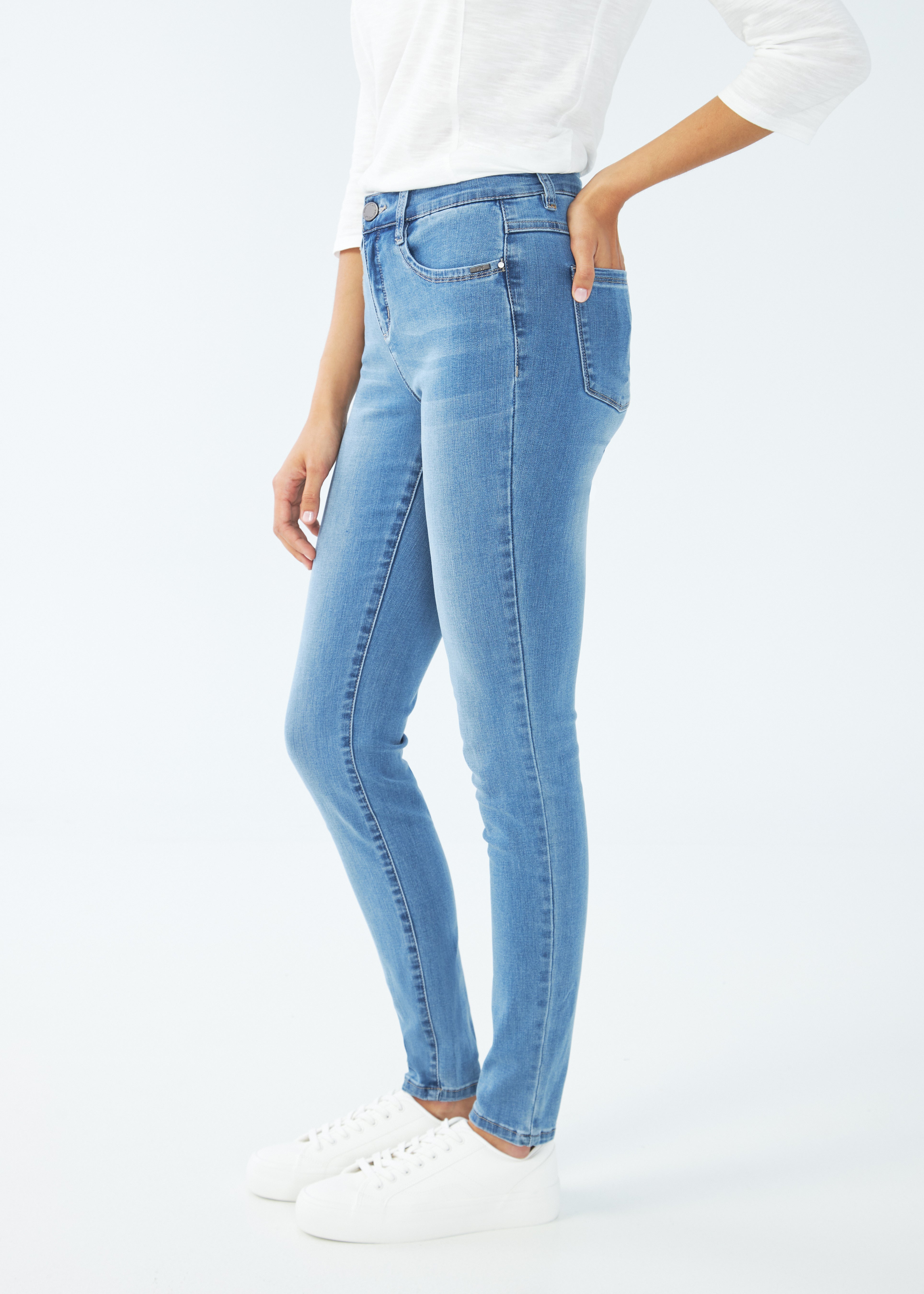 Christina Slim Leg – French Dressing Jeans Inc.