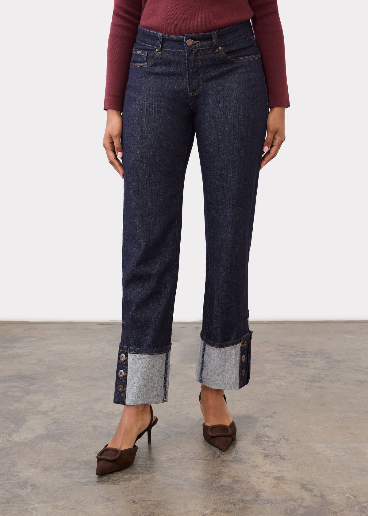 Front close-up of Suzanne pant in blueberry, featuring high-rise and smooth slash pockets by French Dressing Jeans (FDJ)