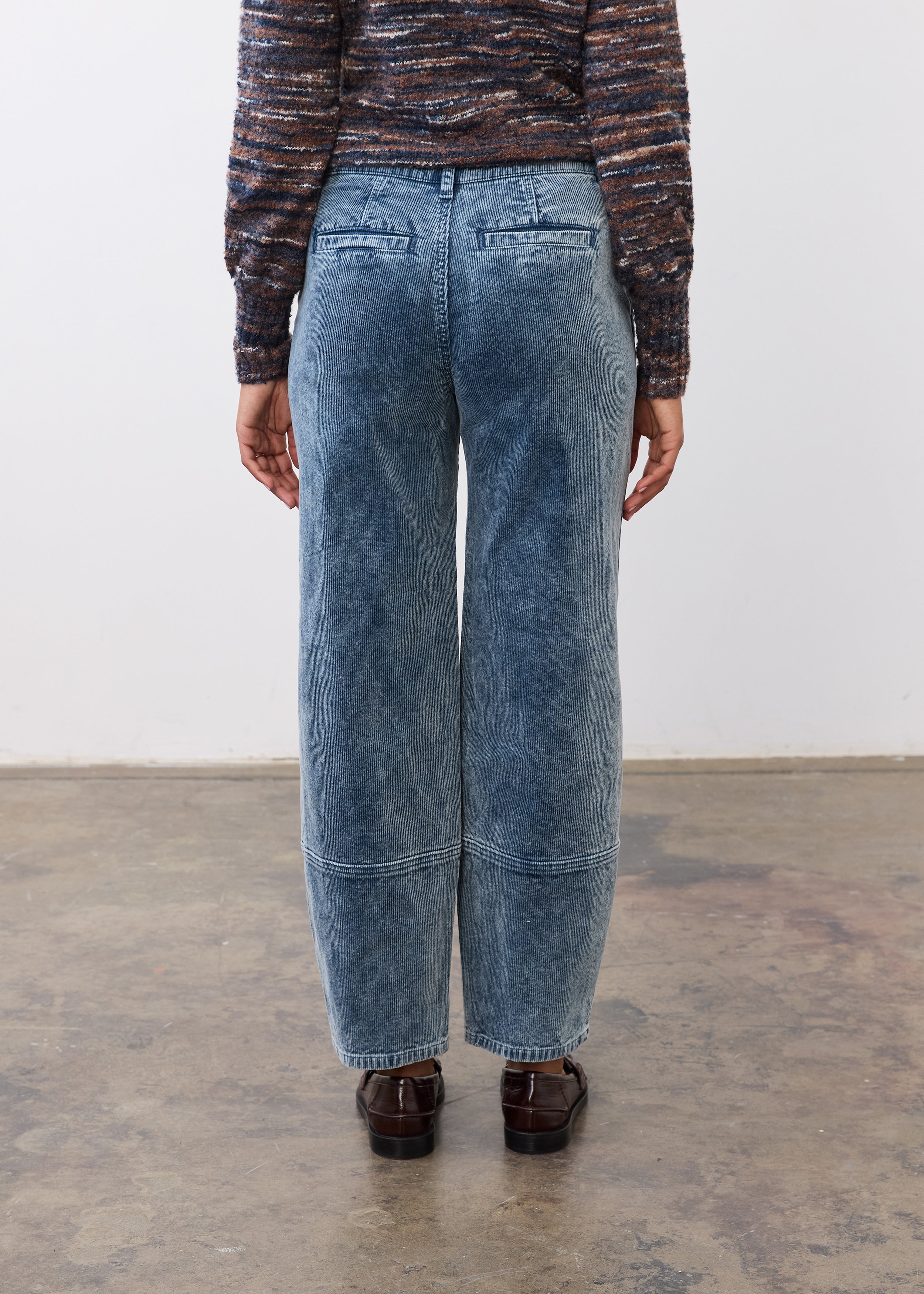 Front view of Suzanne pant in blueberry, showcasing high-rise and slash pockets design by French Dressing Jeans (FDJ)