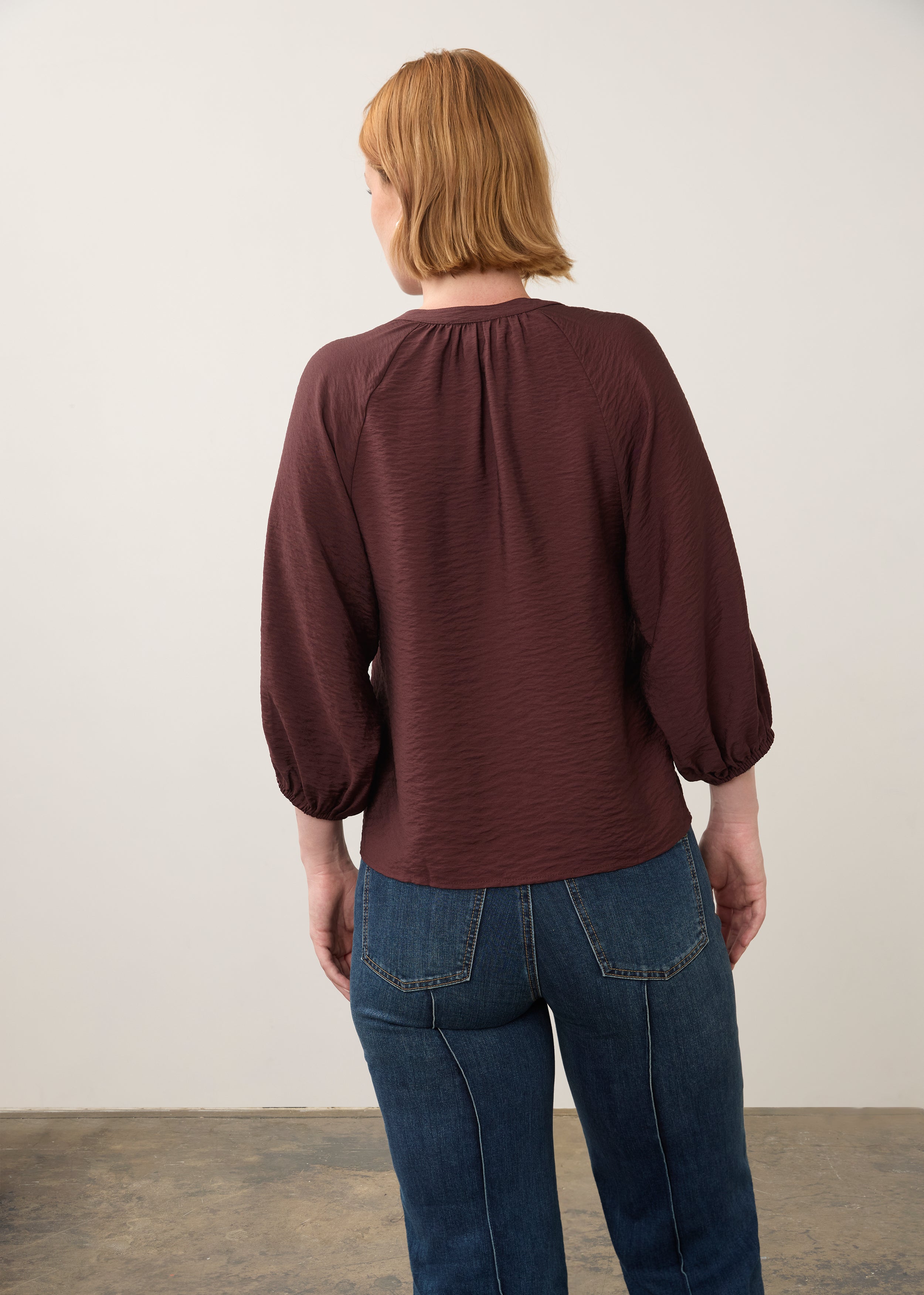 Back view of maroon blouse showcasing puff sleeves by French Dressing Jeans (FDJ)