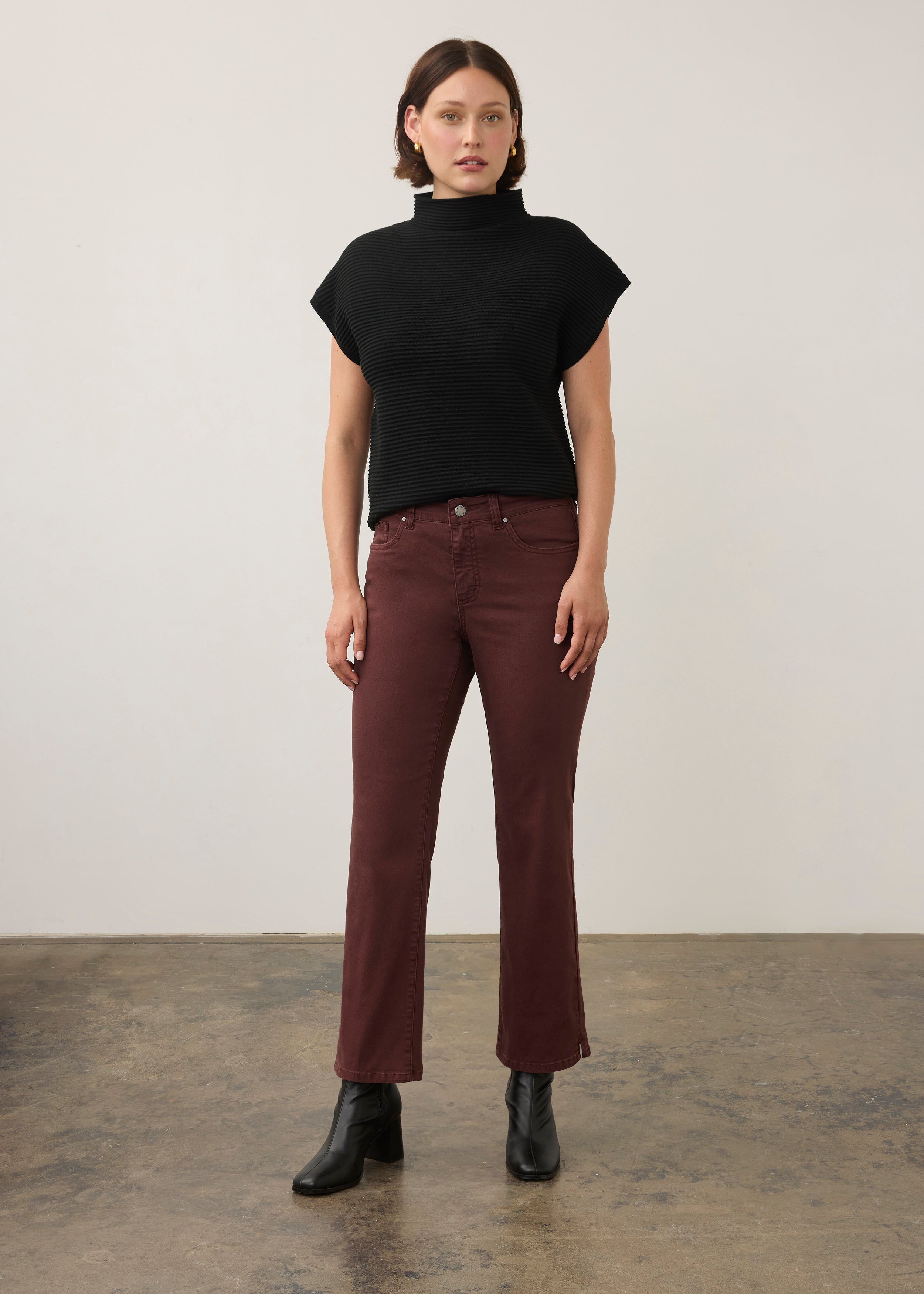 Full view of burgundy straight ankle denim styled with black top by French Dressing Jeans (FDJ) par French Dressing Jeans (FDJ)