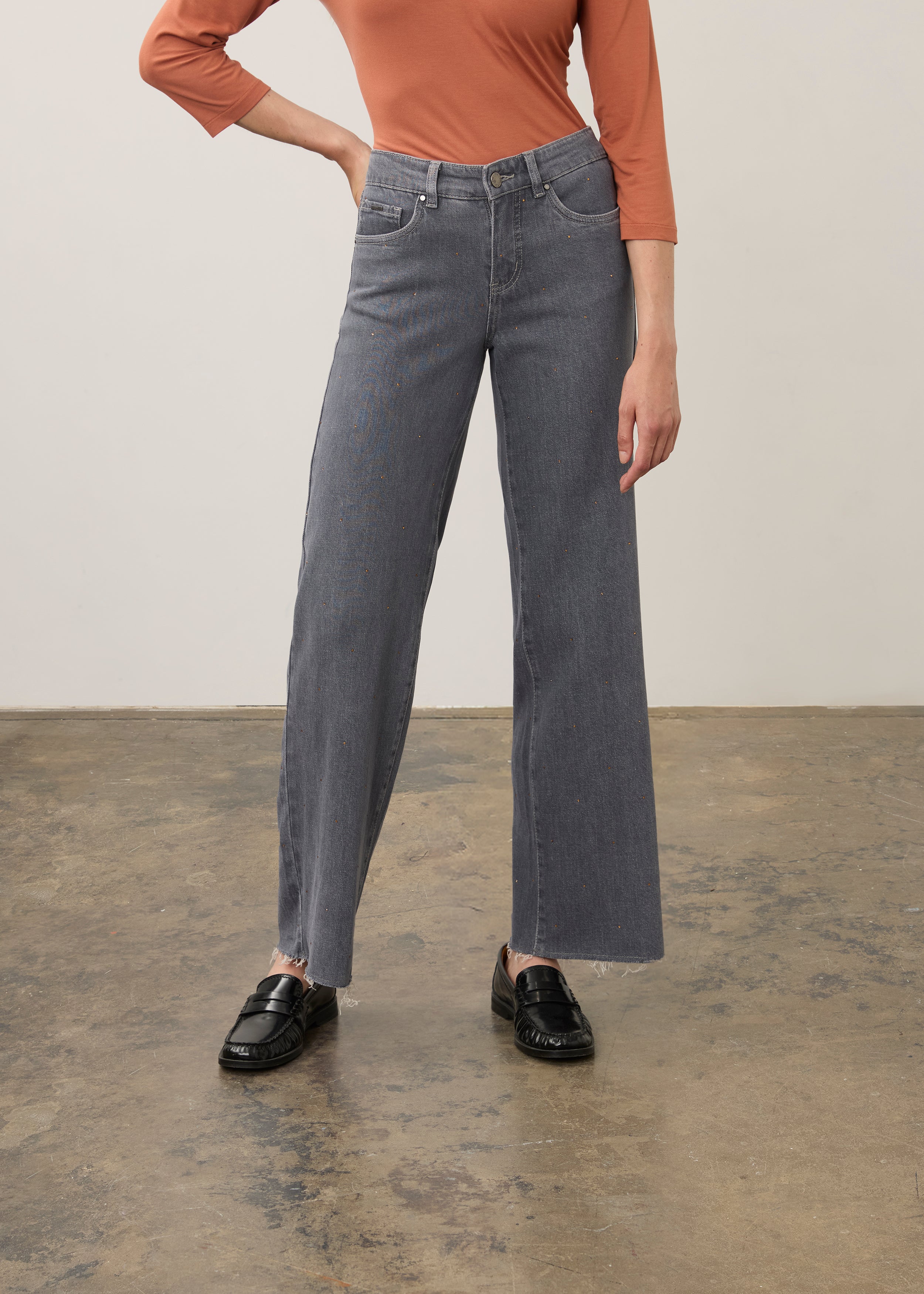 Front view of wide-leg denim with raw hem and subtle detailing in blue by French Dressing Jeans (FDJ) par French Dressing Jeans (FDJ)
