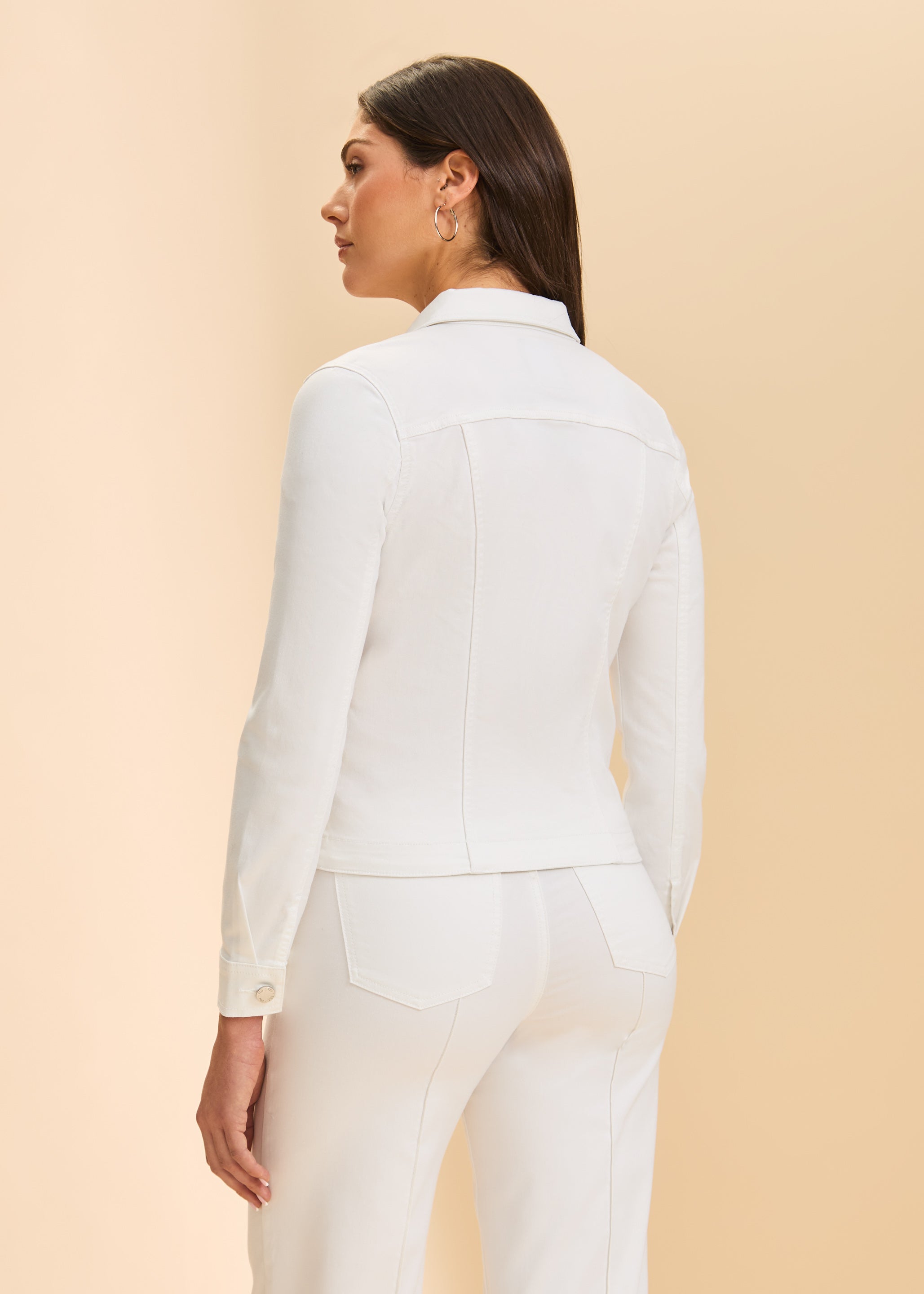 Back view of white jacket showing buttoned cuffs by French Dressing Jeans (FDJ)